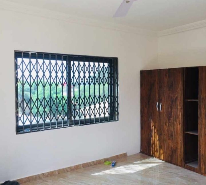 Executive one bedroom apartment with living room, kitchen, toilet and bath at Adenta for rent 2