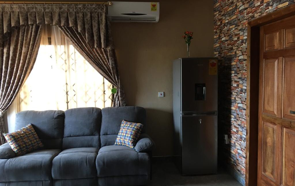 Fully furnished two bedroom apartment for ren5