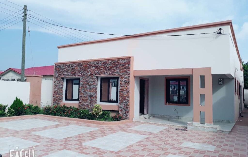 Newly built three bedroom house for sale at Old Ashongman near Agbogba 2