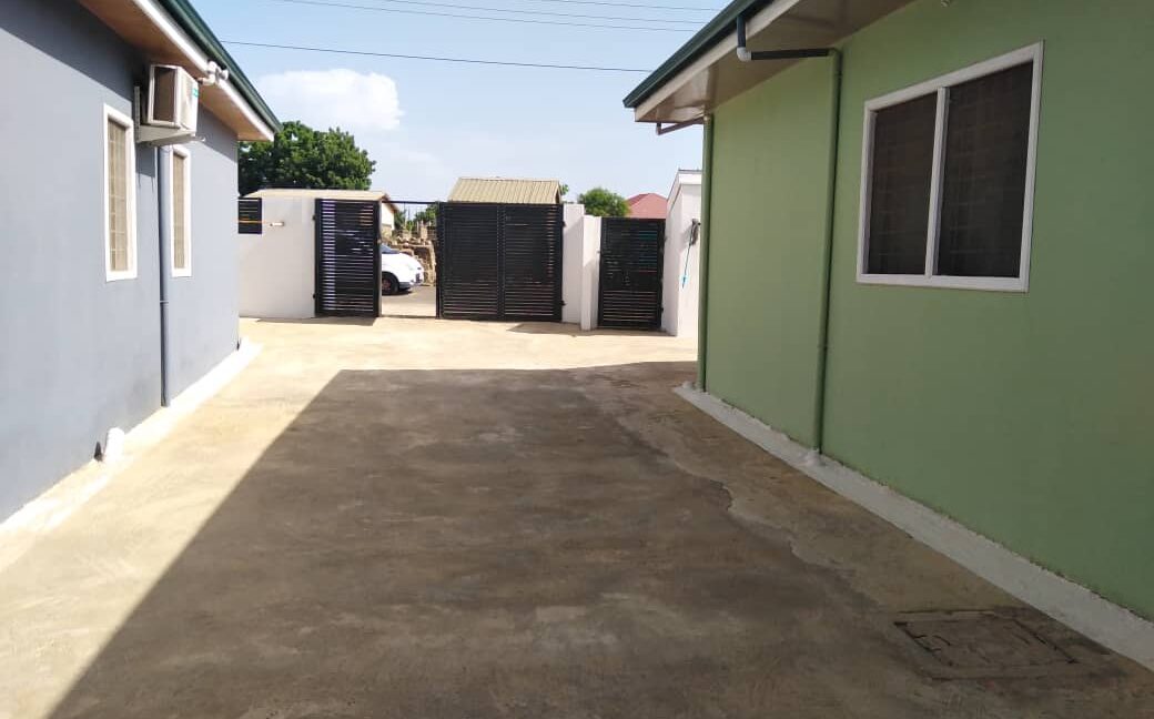 One bedroom apartment at Agbogba