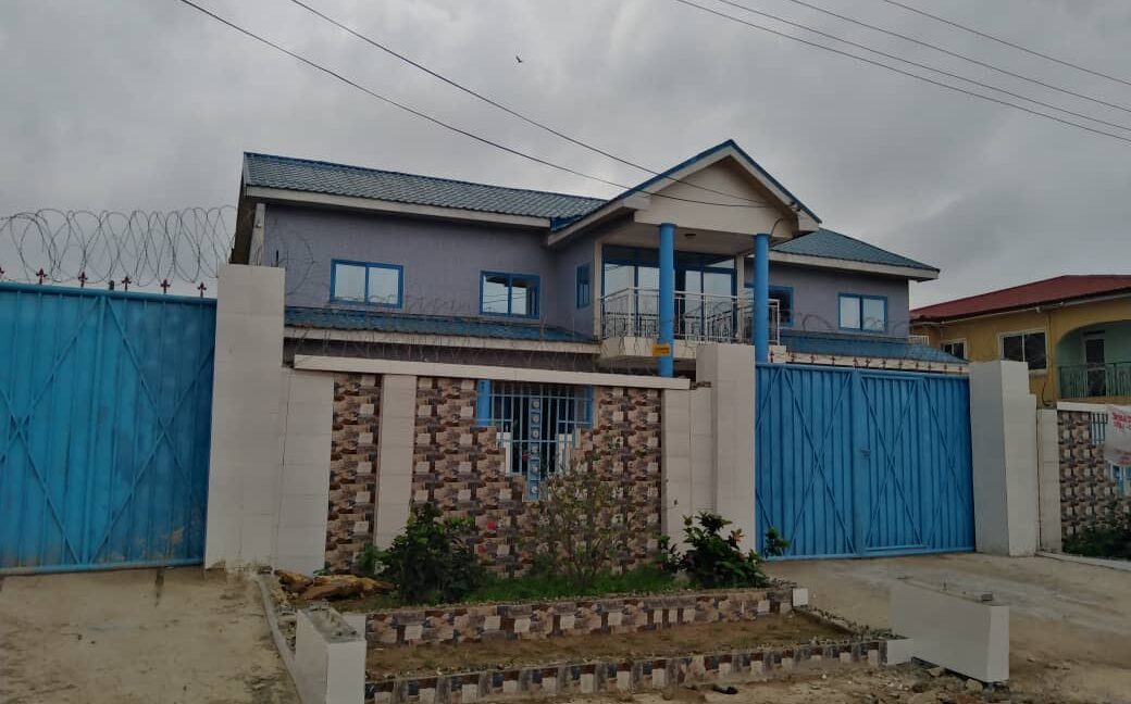 Three bedroom house for rent at Ashaley Botwe. 1